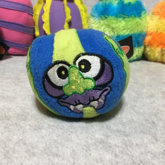 Melissa and Doug Monster Bowling Soft Plush Indoor Game 6 Pins 1 Ball - Picture 2 of 11